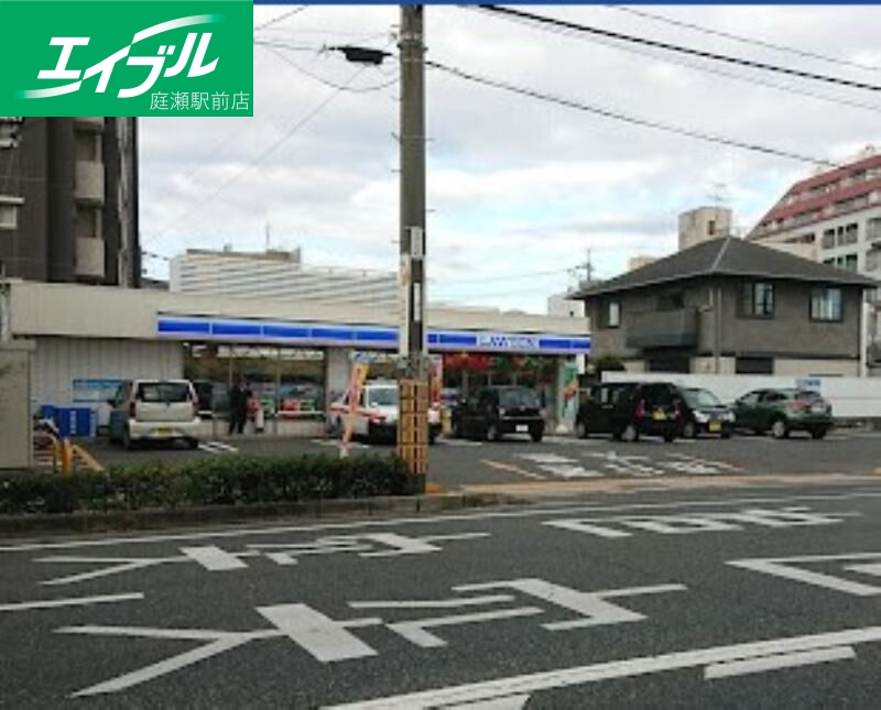 コンビニ　ローソン岡山門田屋敷店（コンビニ）まで193m