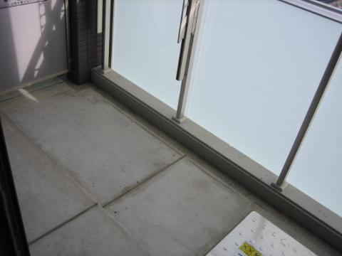 バルコニー　ベランダ