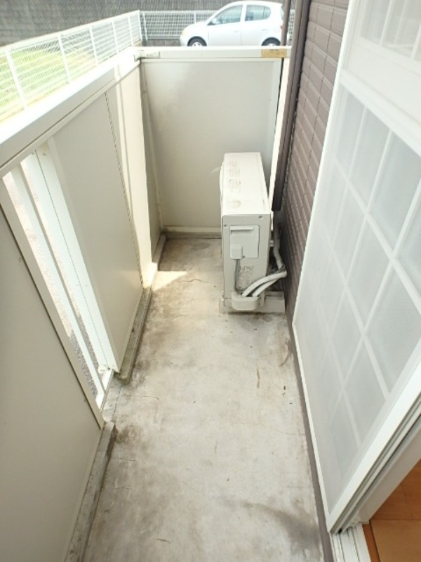 バルコニー　図面と現状に相違がある場合には現状を優先