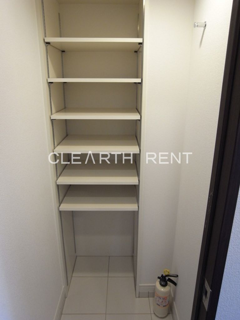 玄関　シューズインクローゼット