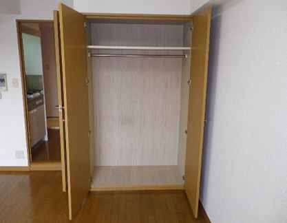 収納　（別タイプ参考写真）ロイヤルアメニティー巣鴨　豊島区巣鴨４