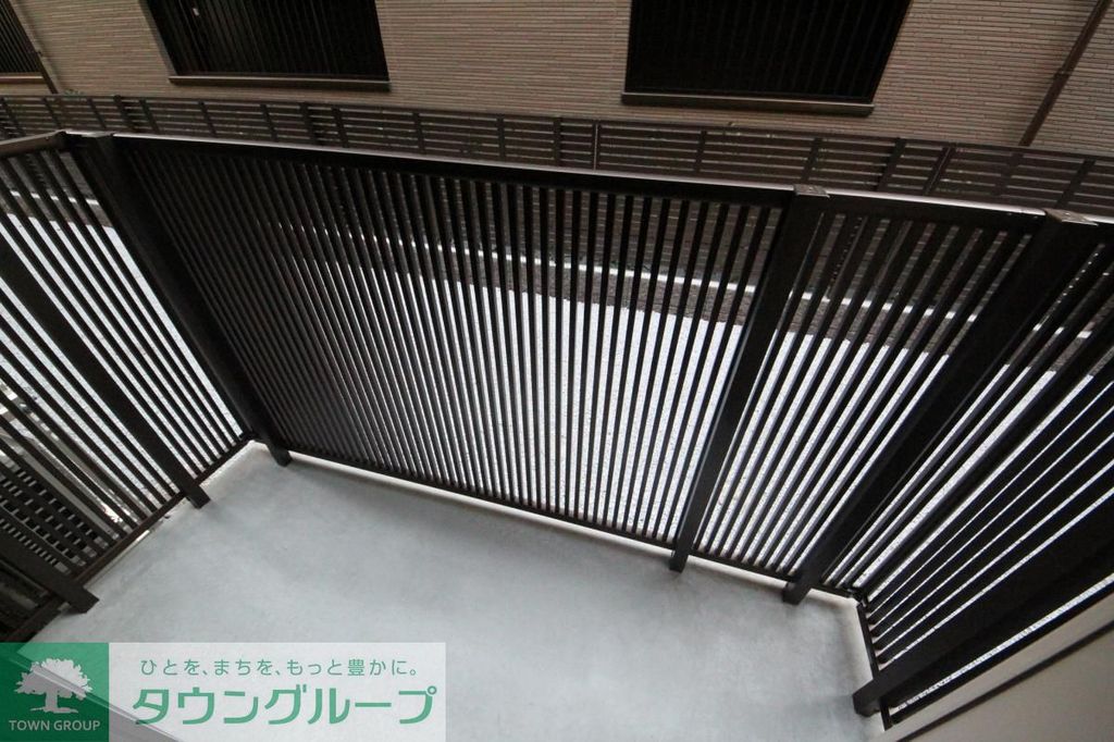 バルコニー　バルコニー