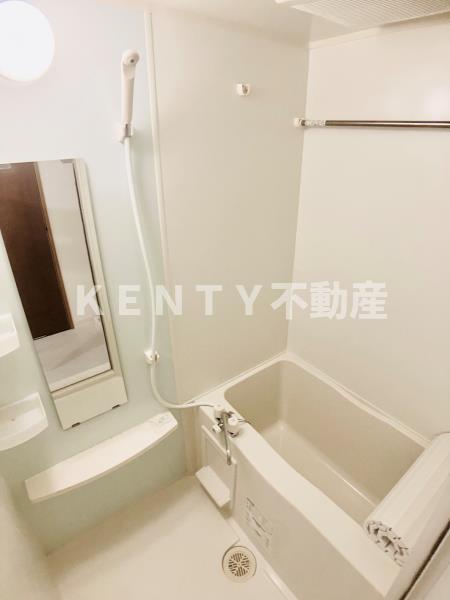 バス・シャワールーム　ゆったり過ごせるお風呂です