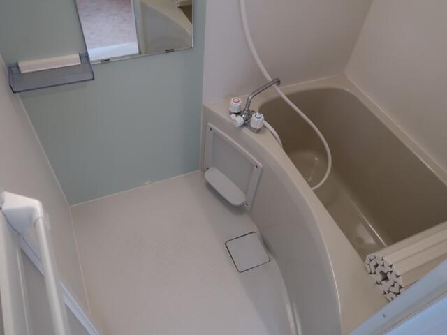 バス・シャワールーム　?