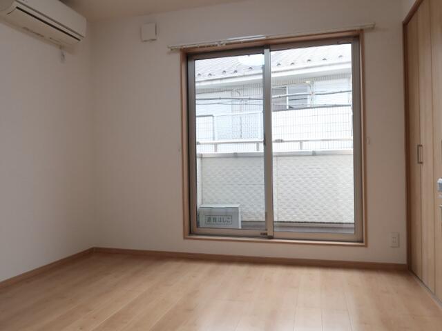 居室・リビング　?