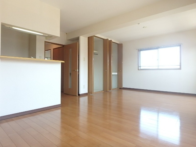 居室・リビング　図面と現状に相違がある場合には現状を優先