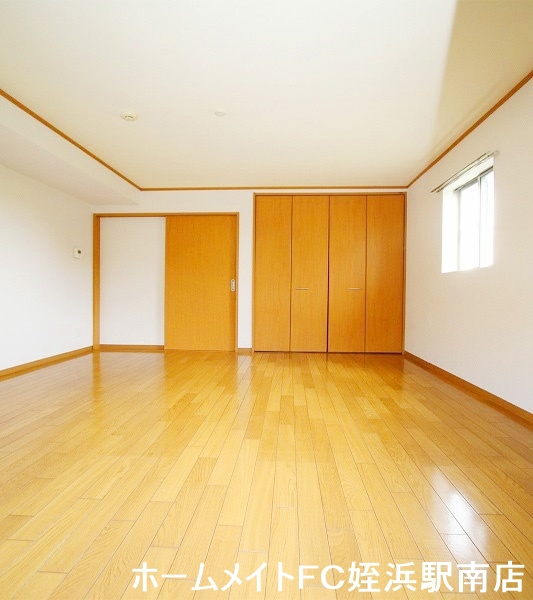 居室・リビング　★使いやすい間取りです♪★参考写真