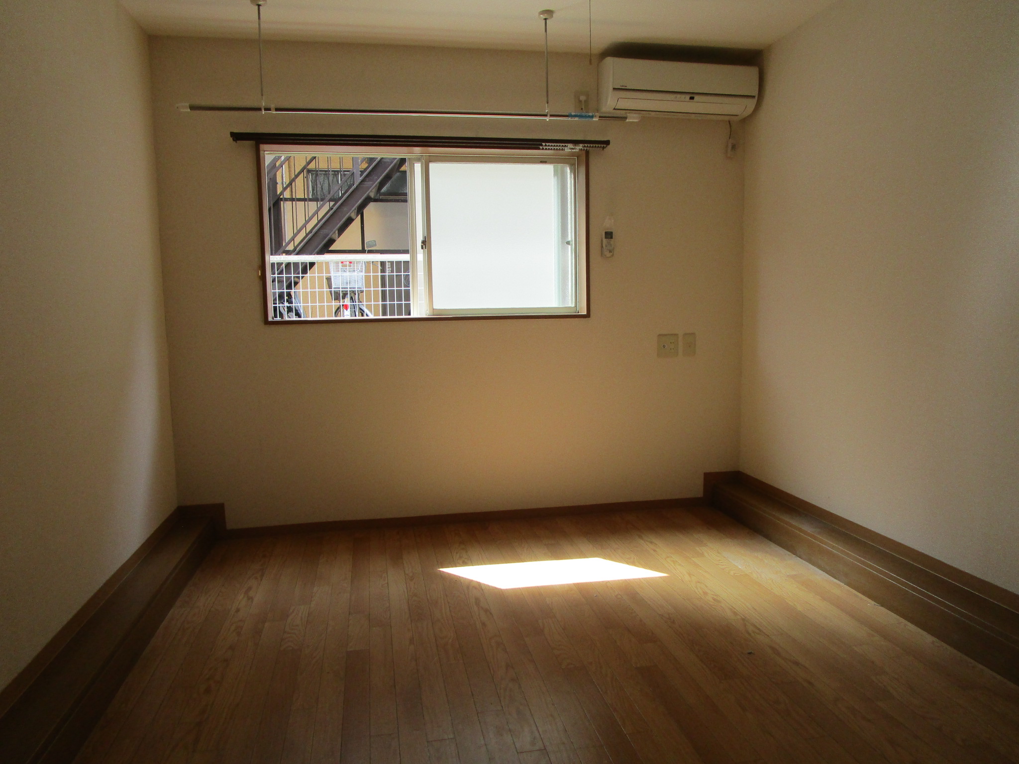 居室・リビング　南向き！