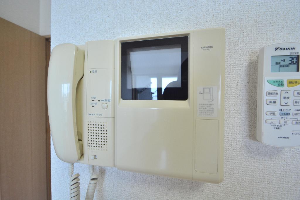 セキュリティ　カメラ付インターホン