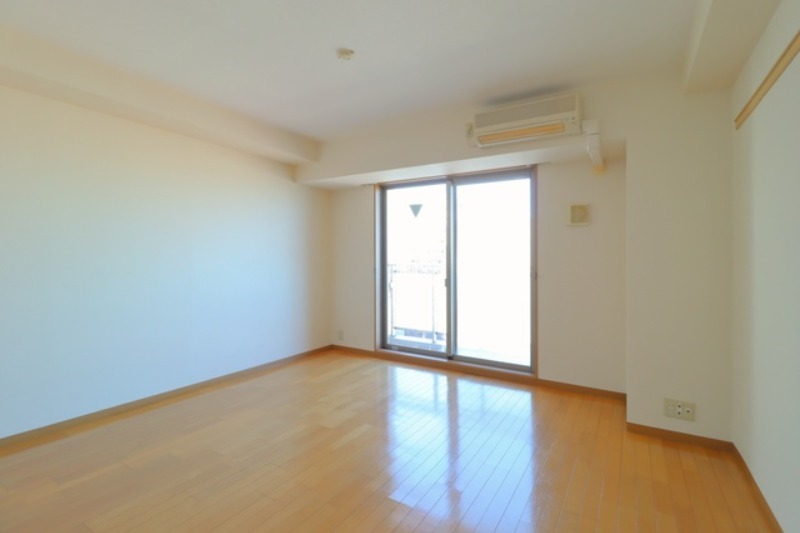 居室・リビング　図面と現状に相違がある場合には現状を優先