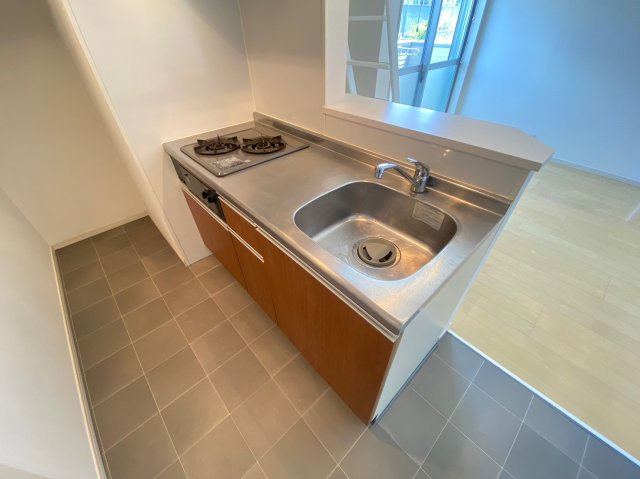 キッチン　アパートメントK