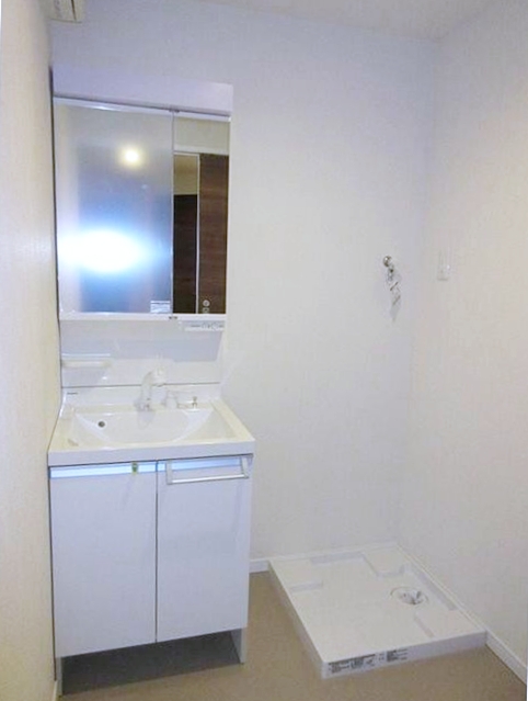 洗面設備　身支度に便利な洗面台♪