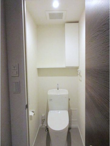 トイレ　嬉しい温水洗浄便座♪