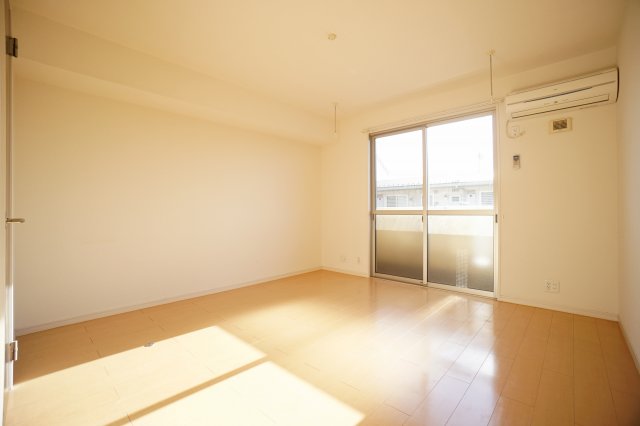 居室・リビング　※同物件・同タイプの写真です。