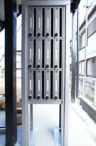 エントランス　メールBOX