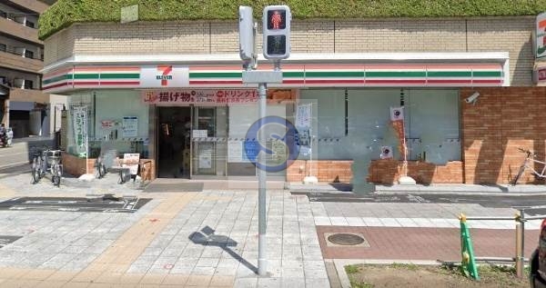 コンビニ　セブンイレブン 大阪立売堀1丁目店（コンビニ）まで60m