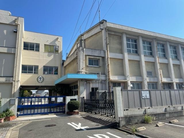 小学校　名古屋市立吹上小学校（小学校）まで1845m