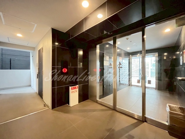 エントランス　嬉しい広々エントランス♪