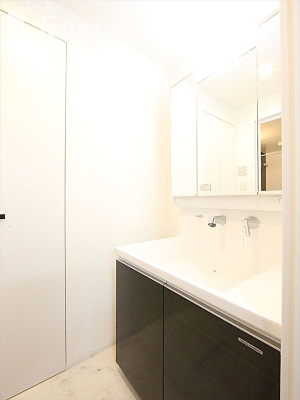 洗面設備　洗面所