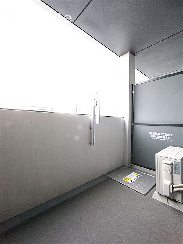 バルコニー　バルコニー