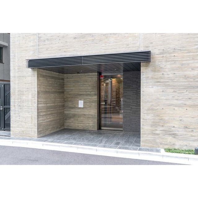 エントランス　コンフォリア板橋区役所前　板橋区仲宿