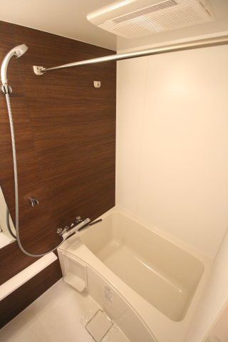 バス・シャワールーム　（別タイプ参考写真）コンフォリア板橋区役所前　板橋区仲宿