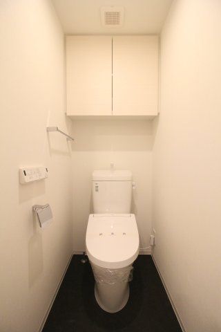 トイレ　（別タイプ参考写真）コンフォリア板橋区役所前　板橋区仲宿