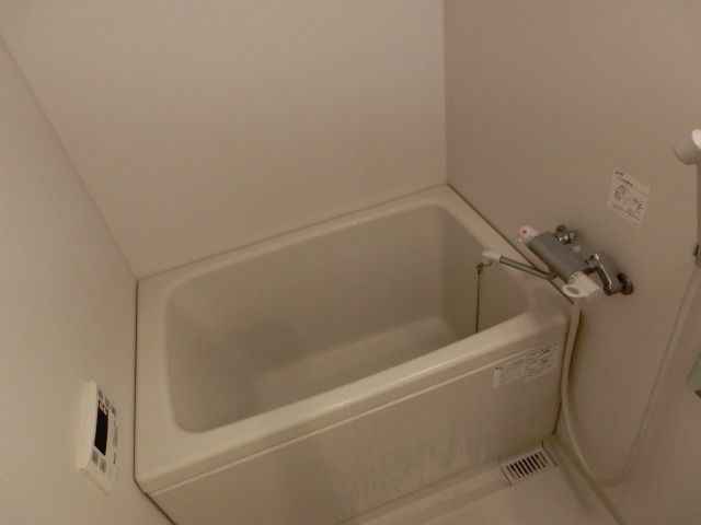 バス・シャワールーム　浴室乾燥機機能付