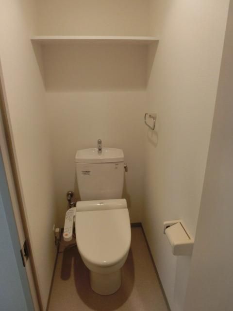 トイレ　ウォシュレット機能付トイレ