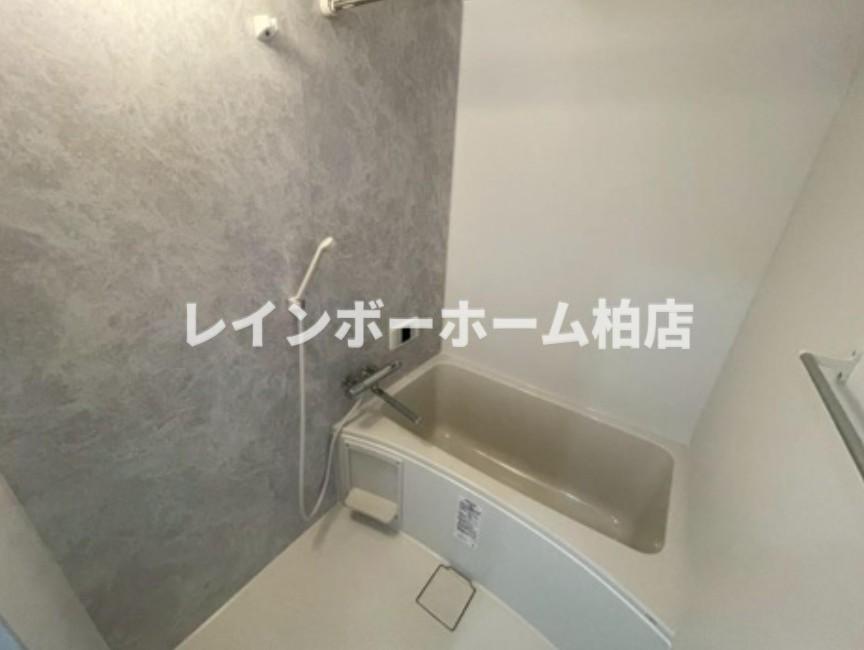 バス・シャワールーム　同施工。参考写真。