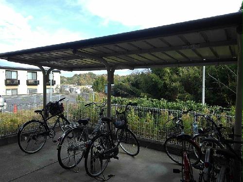 その他共有部分　駐輪場完備