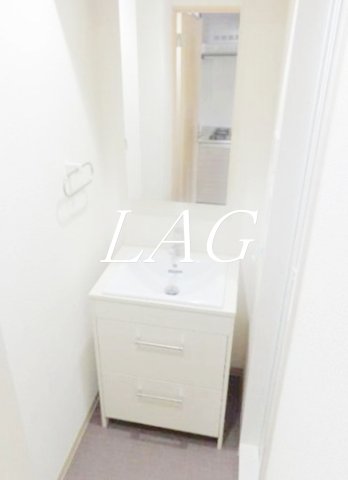 洗面設備　独立洗面台です。