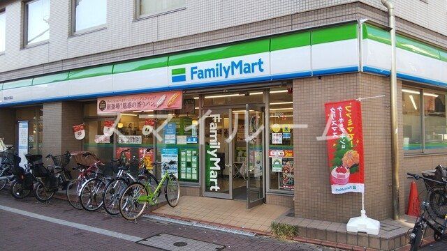 コンビニ　ファミリーマート雪谷大塚店（コンビニ）まで280m