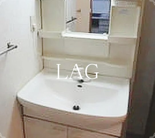 洗面設備　独立洗面台です。