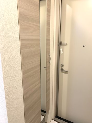 玄関　シューズボックス付き