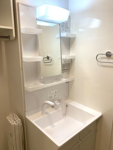 洗面設備　洗髪洗面化粧台