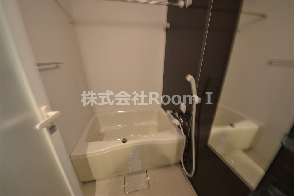 バス・シャワールーム　お風呂で日々の疲れを落としましょう