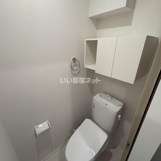 MELLAS相武台前IVのトイレ写真