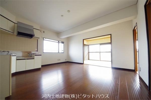 居室・リビング　ＬＤＫ１０．５帖