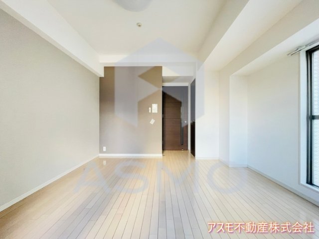 居室・リビング　同マンション別部屋　参考写真