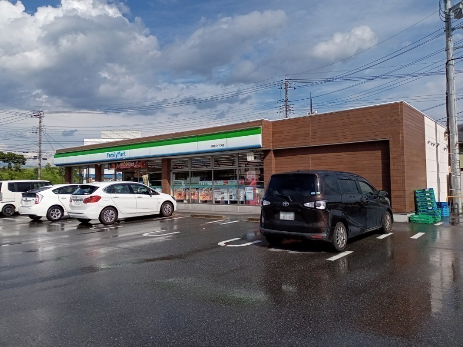 コンビニ　ファミリーマート昭和バイパス店（コンビニ）まで1091m