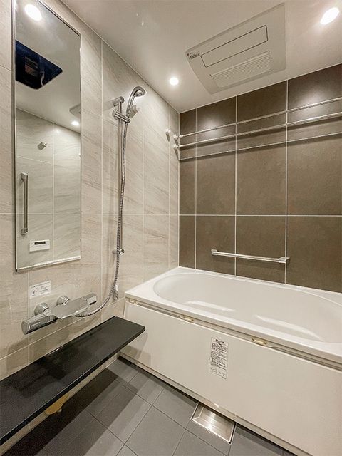 バス・シャワールーム