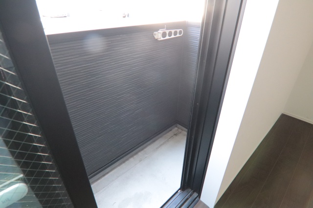 バルコニー　※別室の参考写真の為、現況優先です。