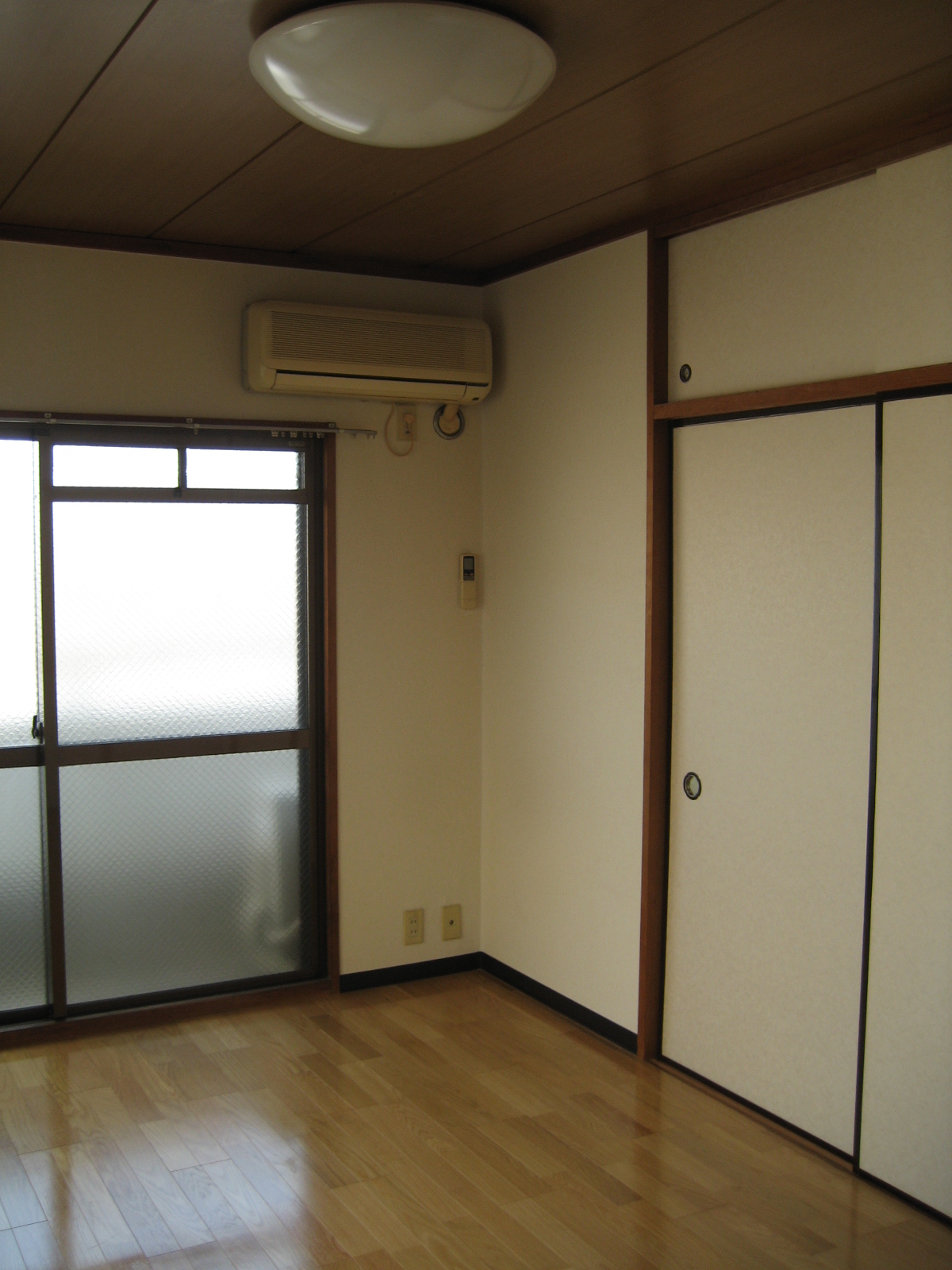 収納　別部屋参考写真です