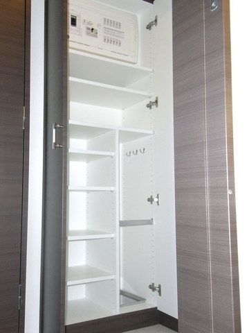 玄関　シューズボックス