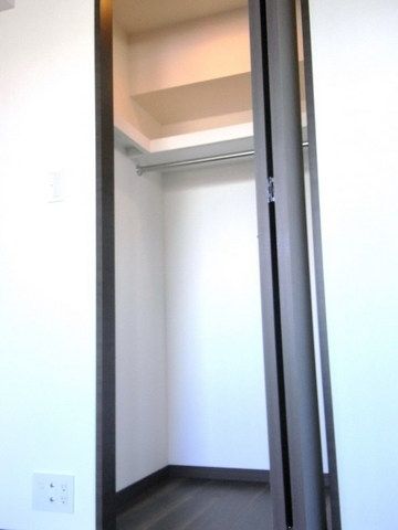 収納　ウォークインクローゼット