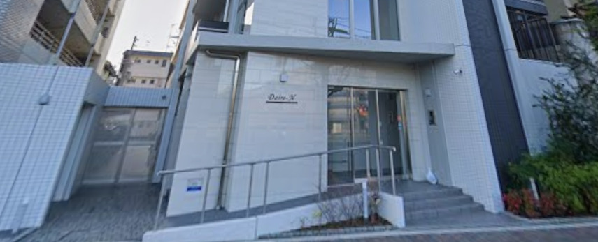 エントランス　ダイレ・エヌ　エントランス