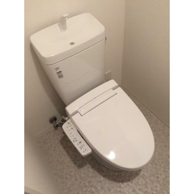 トイレ　※同仕様写真含む