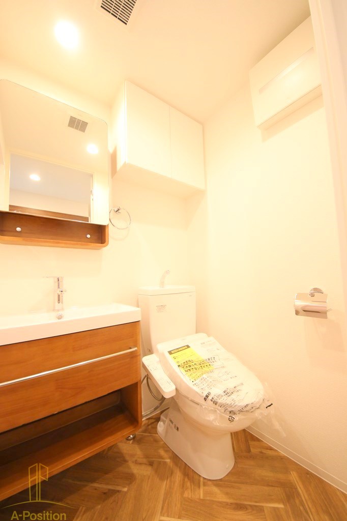 トイレ　セレニテ天満橋アリア