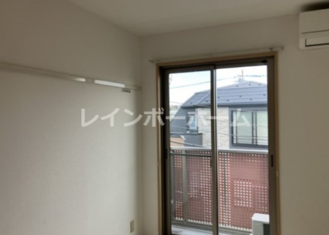 居室・リビング　※別部屋参考写真です